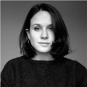 Ciao! Se ti interessa la comunicazione visiva posso aiutarti a conoscere i diversi programmi per esprimerti al meglio.